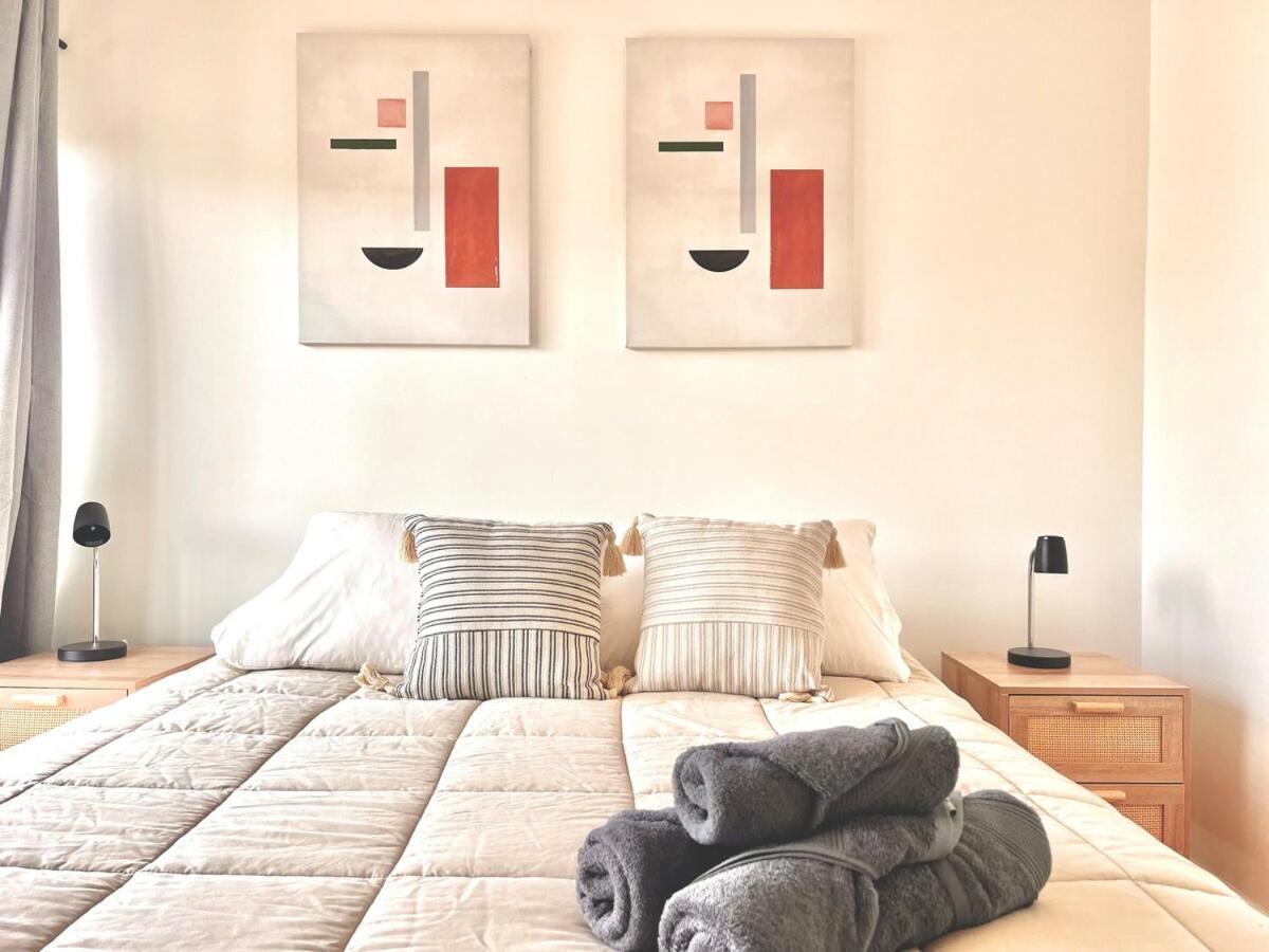 Apartamento Clasico Depto Remodelado Con Vista A Costanera Center